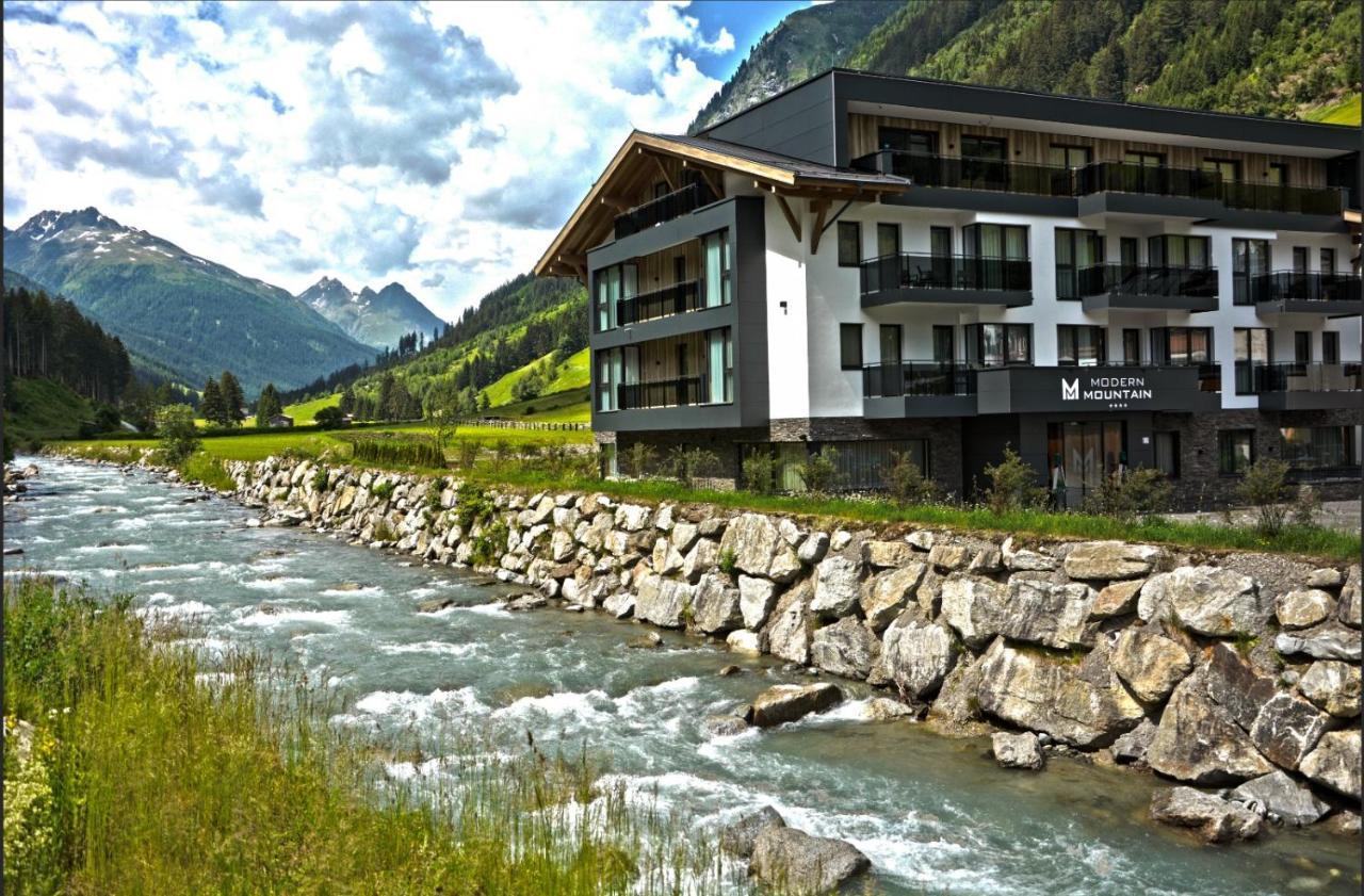 Hotel Modern Mountain Ischgl Exterior photo